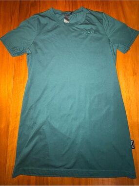 Oraki Tunic Style Short-Sleeved Forest Green Crew Neck T-Shirt, NWOT. Size XS